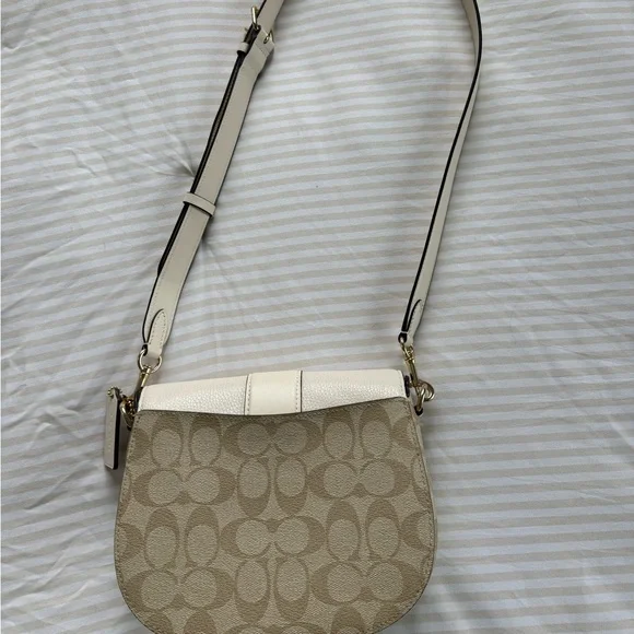 Coach Saddle Bag - Picture 10 of 11